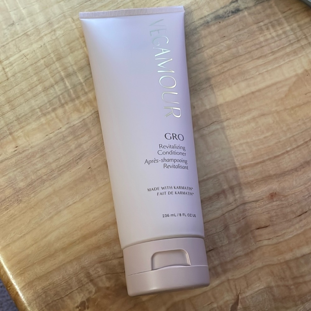 Vegamour GRO Revitalizing Conditioner